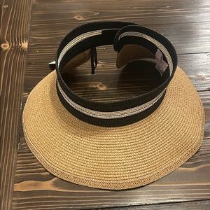 Chic Black and Tan Women's Sun Visor